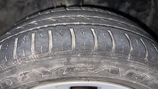 Used 2018 Toyota Yaris [2018-2021] VX CVT Petrol Automatic tyres RIGHT FRONT TYRE TREAD VIEW