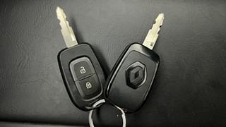 Used 2020 Renault Kwid 1.0 RXT AMT Opt Petrol Automatic extra CAR KEY VIEW