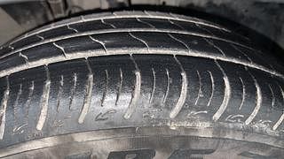 Used 2020 Renault Triber RXZ AMT Petrol Automatic tyres RIGHT FRONT TYRE TREAD VIEW