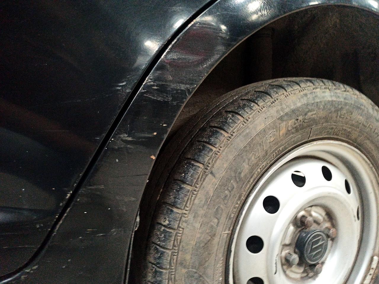 Used 2010 Maruti Suzuki Swift Dzire [2008-2012] LXI Petrol Manual dents MINOR DENT