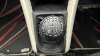 Used 2021 Maruti Suzuki Celerio VXI (O) CNG Petrol+cng Manual interior GEAR  KNOB VIEW
