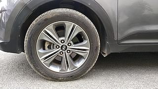 Used 2017 Hyundai Creta [2015-2018] 1.6 SX (O) Diesel Manual tyres LEFT FRONT TYRE RIM VIEW