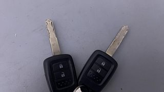 Used 2016 Honda City [2014-2017] V Petrol Manual extra CAR KEY VIEW