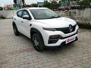 Used 2022 Renault Kiger RXE MT Petrol Manual exterior RIGHT FRONT CORNER VIEW