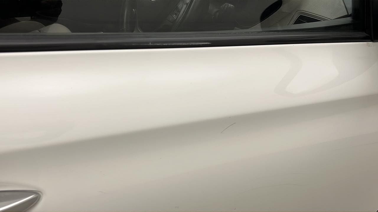Used 2015 Hyundai Elite i20 [2014-2018] Asta 1.2 Petrol Manual dents MINOR SCRATCH
