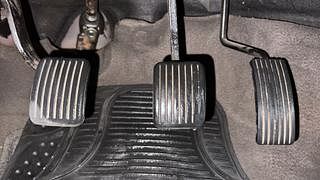 Used 2015 Hyundai i10 [2010-2016] Magna Petrol Petrol Manual interior PEDALS VIEW