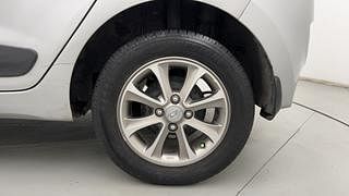 Used 2016 Hyundai Grand i10 [2013-2017] Asta 1.1 CRDi (O) Diesel Manual tyres LEFT REAR TYRE RIM VIEW