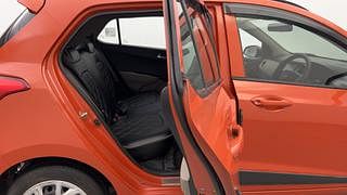 Used 2019 Hyundai Grand i10 [2017-2020] Sportz 1.2 Kappa VTVT Petrol Manual interior RIGHT SIDE REAR DOOR CABIN VIEW