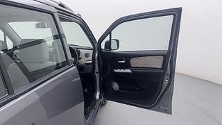 Used 2014 Maruti Suzuki Wagon R 1.0 [2010-2019] VXi Petrol Manual interior RIGHT FRONT DOOR OPEN VIEW