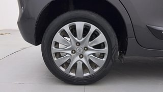 Used 2018 Maruti Suzuki Baleno [2015-2019] Zeta AT Petrol Petrol Automatic tyres RIGHT REAR TYRE RIM VIEW