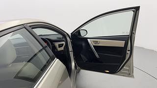 Used 2015 Toyota Corolla Altis [2014-2017] VL AT Petrol Petrol Automatic interior RIGHT FRONT DOOR OPEN VIEW