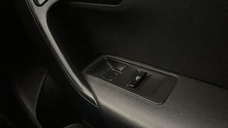 Used 2019 Volkswagen Ameo [2016-2020] 1.0 Comfortline Petrol Petrol Manual top_features Power windows