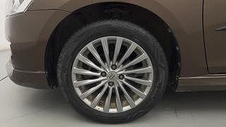 Used 2016 Maruti Suzuki Ciaz [2014-2017] ZXi+ RS Petrol Manual tyres LEFT FRONT TYRE RIM VIEW