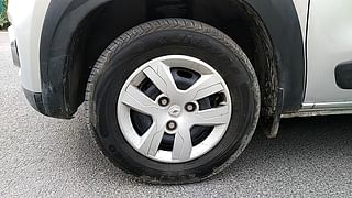 Used 2016 Renault Kwid [2015-2019] 1.0 RXT Opt Petrol Manual tyres LEFT FRONT TYRE RIM VIEW