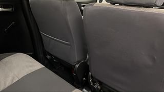 Used 2013 Maruti Suzuki Wagon R 1.0 [2013-2019] LXi CNG Petrol+cng Manual top_features Front seat pockets