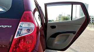 Used 2015 Hyundai i10 1.1L iRDE Magna Special Edition Petrol Manual interior RIGHT REAR DOOR OPEN VIEW