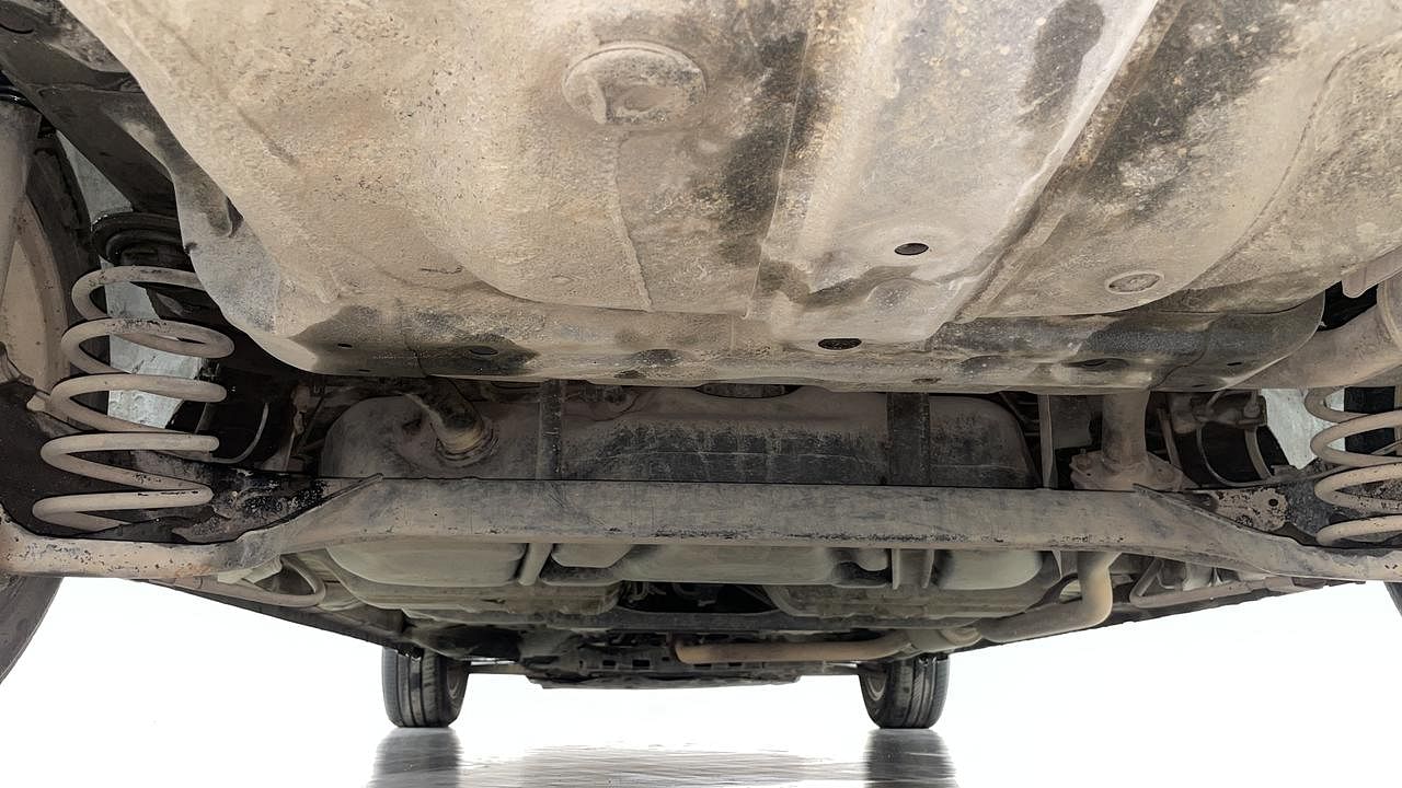 Used 2015 Honda City [2014-2017] V Petrol Manual extra REAR UNDERBODY VIEW (TAKEN FROM REAR)