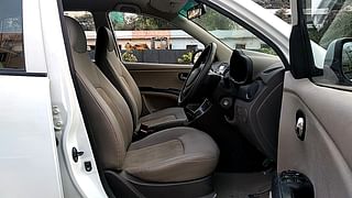 Used 2011 hyundai i10 Magna 1.1 Petrol Petrol Manual interior RIGHT SIDE FRONT DOOR CABIN VIEW