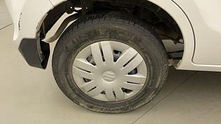 Used 2018 Maruti Suzuki Alto 800 [2016-2019] Vxi Petrol Manual tyres RIGHT REAR TYRE RIM VIEW