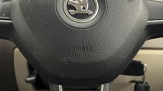 Used 2013 Skoda Rapid [2011-2016] Elegance Diesel MT Diesel Manual top_features Airbags