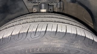 Used 2018 Volkswagen Polo Comfortline 1.0L (P) Petrol Manual tyres LEFT FRONT TYRE TREAD VIEW
