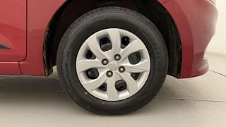 Used 2018 Hyundai Elite i20 [2017-2018] Magna Executive 1.2 Petrol Manual tyres RIGHT FRONT TYRE RIM VIEW