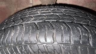 Used 2015 Maruti Suzuki Alto K10 [2014-2019] VXI AMT Petrol Automatic tyres RIGHT FRONT TYRE TREAD VIEW