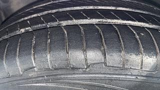Used 2015 Honda City [2014-2017] V Petrol Manual tyres LEFT FRONT TYRE TREAD VIEW