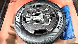 Used 2016 Maruti Suzuki Vitara Brezza [2016-2020] ZDi Plus Diesel Manual tyres SPARE TYRE VIEW