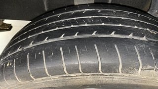 Used 2022 Renault Kiger RXT MT Petrol Manual tyres RIGHT REAR TYRE TREAD VIEW