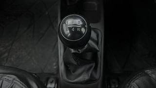 Used 2015 Hyundai Eon [2011-2018] Sportz Petrol Manual interior GEAR  KNOB VIEW