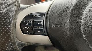 Used 2013 Honda Brio [2011-2016] V MT Petrol Manual top_features Steering mounted controls