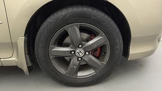 Used 2011 Honda City [2011-2014] 1.5 V MT Petrol Manual tyres RIGHT FRONT TYRE RIM VIEW
