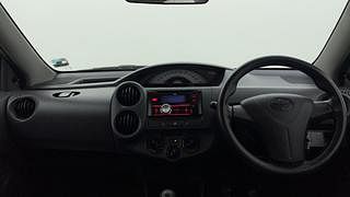 Used 2012 Toyota Etios Liva [2010-2017] G Petrol Manual interior DASHBOARD VIEW