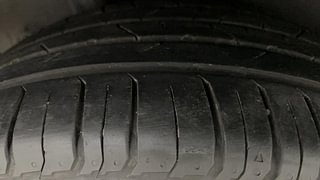 Used 2019 Hyundai Venue [2019-2022] SX 1.0  Turbo Petrol Manual tyres RIGHT REAR TYRE TREAD VIEW