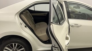 Used 2016 Toyota Corolla Altis [2014-2017] GL Petrol Petrol Manual interior RIGHT SIDE REAR DOOR CABIN VIEW