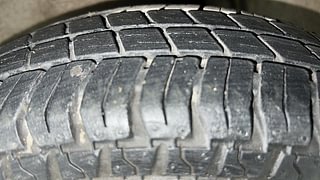 Used 2014 Maruti Suzuki Alto 800 [2012-2016] LXI CNG Petrol+cng Manual tyres LEFT FRONT TYRE TREAD VIEW