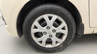 Used 2013 Hyundai Grand i10 [2013-2017] Magna 1.2 Kappa VTVT Petrol Manual tyres LEFT FRONT TYRE RIM VIEW