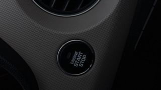 Used 2016 Hyundai Grand i10 [2013-2017] Asta 1.2 Kappa VTVT Petrol Manual top_features Keyless start