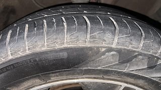 Used 2017 Hyundai Creta [2015-2018] 1.6 SX Plus Auto Diesel Automatic tyres RIGHT FRONT TYRE TREAD VIEW