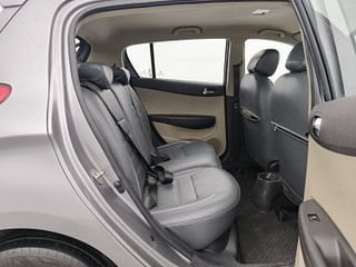 Used 2014 Hyundai i20 [2012-2014] Asta 1.4 CRDI Diesel Manual interior RIGHT SIDE REAR DOOR CABIN VIEW