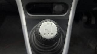Used 2014 Maruti Suzuki Ritz [2012-2017] Vxi Petrol Manual interior GEAR  KNOB VIEW
