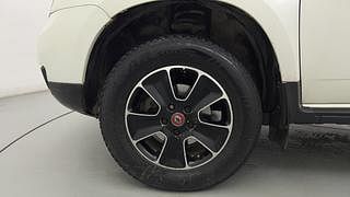 Used 2018 Renault Duster [2015-2019] 85 PS RXS MT Diesel Manual tyres LEFT FRONT TYRE RIM VIEW