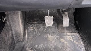 Used 2021 Hyundai Venue [2019-2022] SX 1.0 (O) Turbo iMT Petrol Manual interior PEDALS VIEW