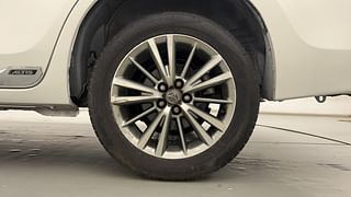 Used 2015 Toyota Corolla Altis [2014-2017] VL AT Petrol Petrol Automatic tyres LEFT REAR TYRE RIM VIEW