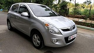 Used 2011 Hyundai i20 [2008-2012] Asta 1.2 ABS Petrol Manual exterior RIGHT FRONT CORNER VIEW