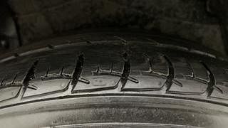 Used 2012 Hyundai Verna [2011-2015] Fluidic 1.6 CRDi SX Diesel Manual tyres RIGHT REAR TYRE TREAD VIEW