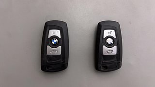 Used 2015 BMW 3 Series [2012-2015] 320d Prestige Diesel Automatic extra CAR KEY VIEW