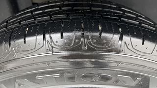 Used 2018 Renault Captur [2017-2020] RXE Diesel Diesel Manual tyres RIGHT REAR TYRE TREAD VIEW