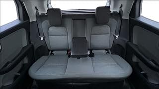 Used 2020 Tata Altroz XZ 1.2 Petrol Manual interior REAR SEAT CONDITION VIEW